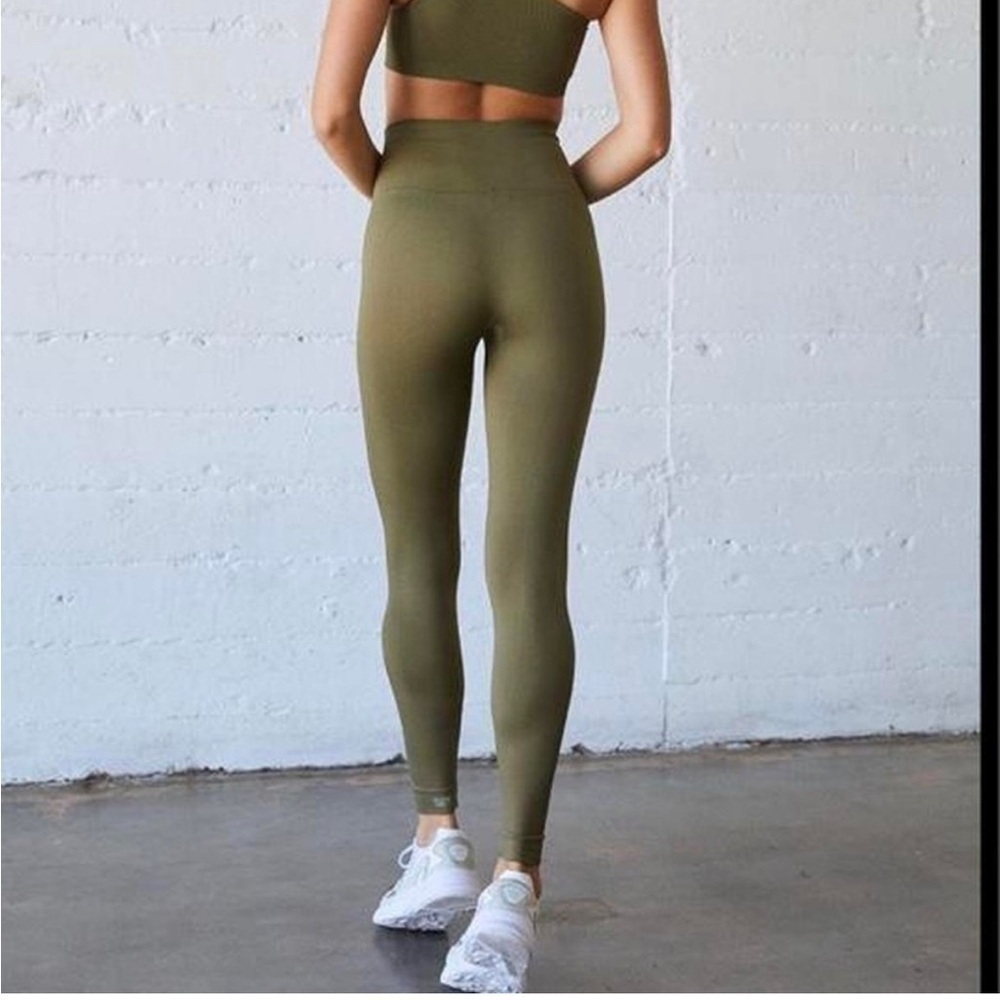 SET active green sculpt flex leggings